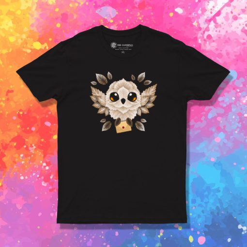 owl mail of leaves T Shirt